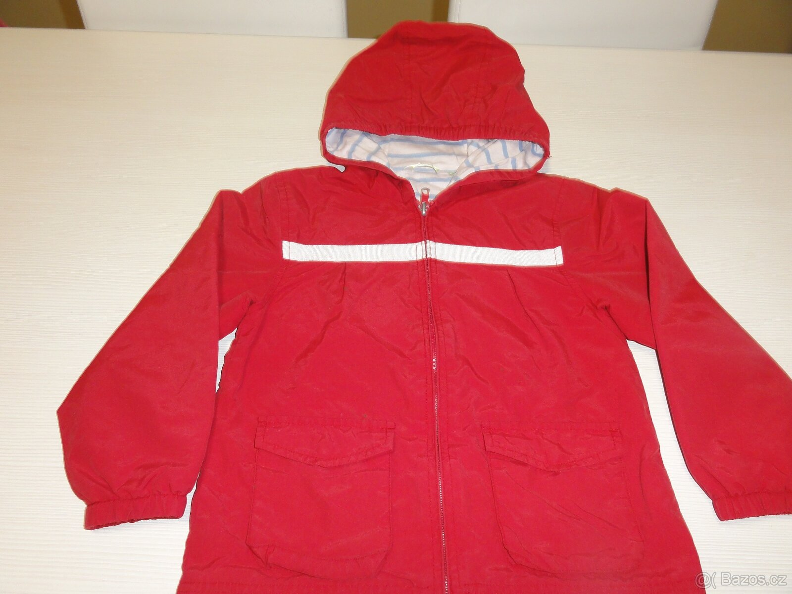 Bunda vel.116 a vel.122