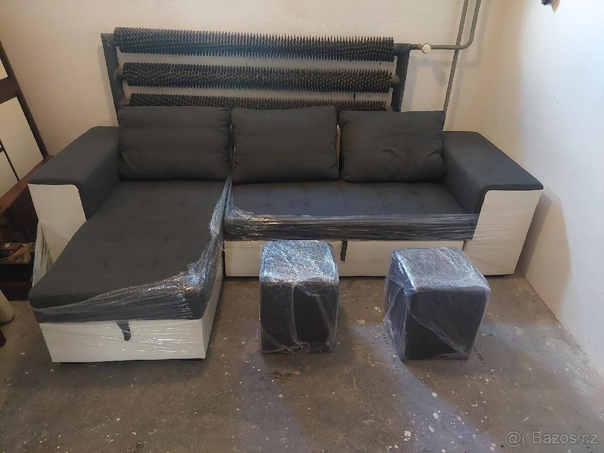 sedací souprava rozdělávací + stolek + taburety 2x