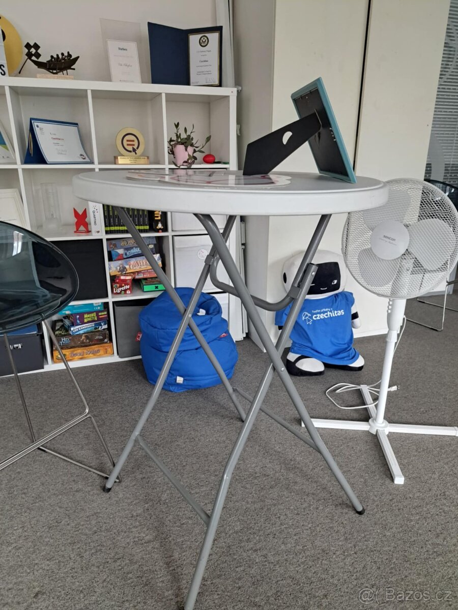 Koktejlový stůl 80 cm