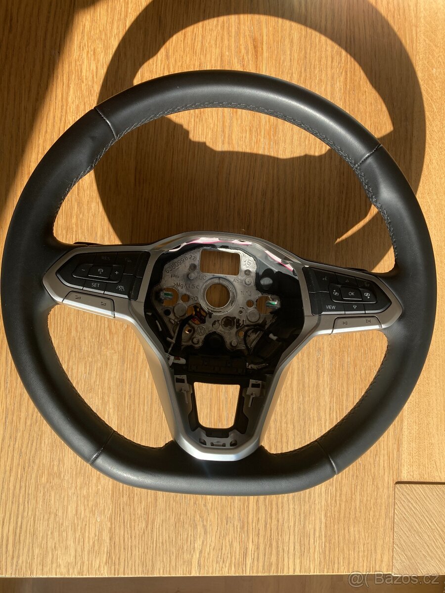 Prodám multifunkční volant 3G0419089 pro VW