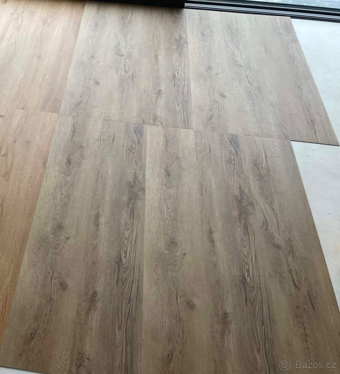 Vinyl lepený KPP Dub Lindera 3,98m2