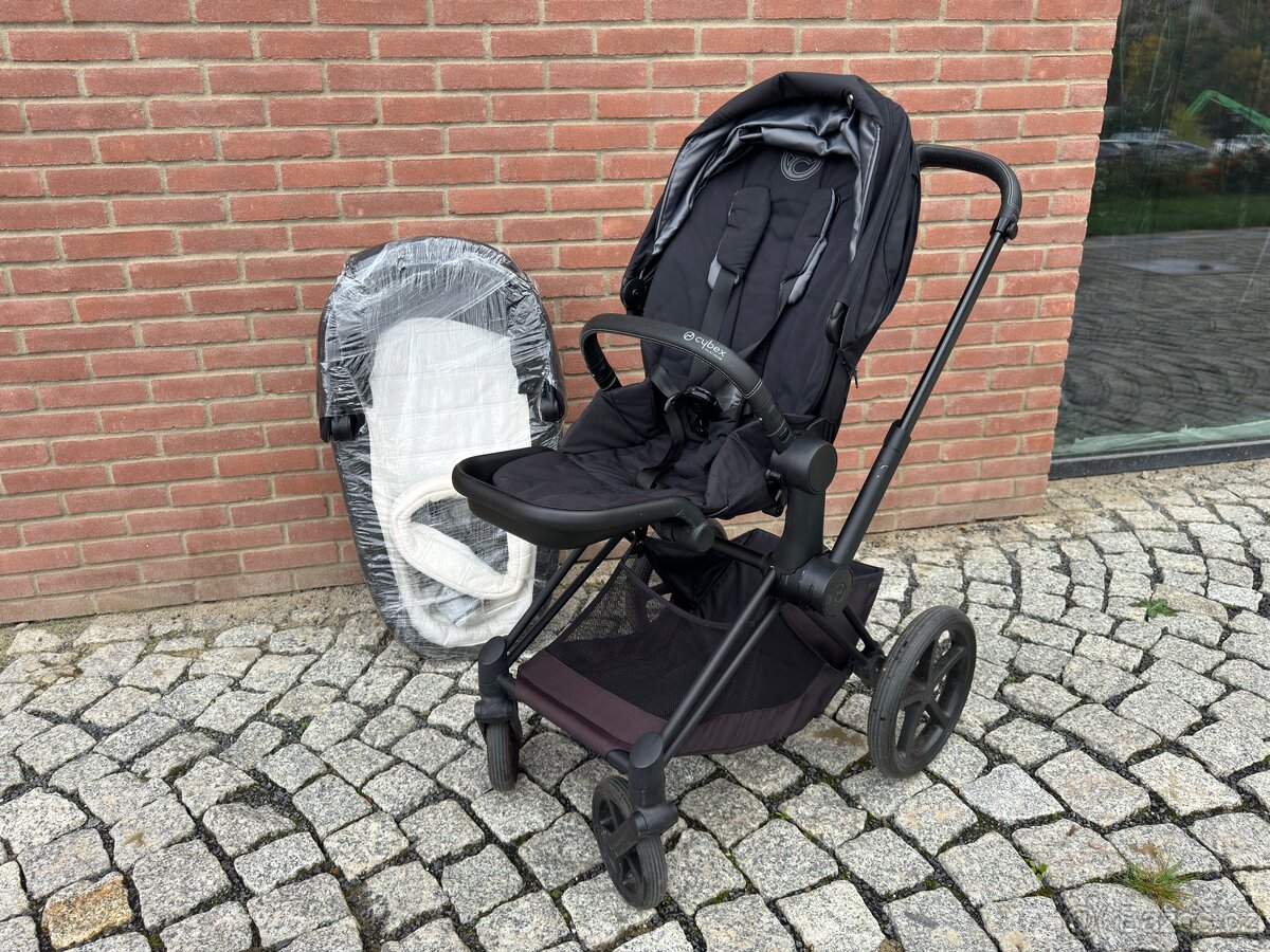 Kočáre Cybex Priam black 2022