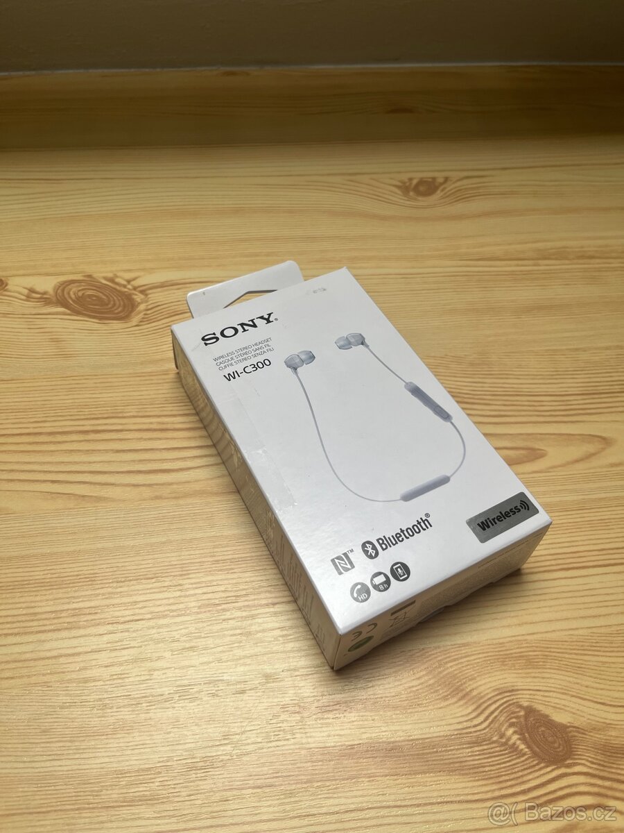 Sony WI-C300 Bluetooth Bezdrátová sluchátka
