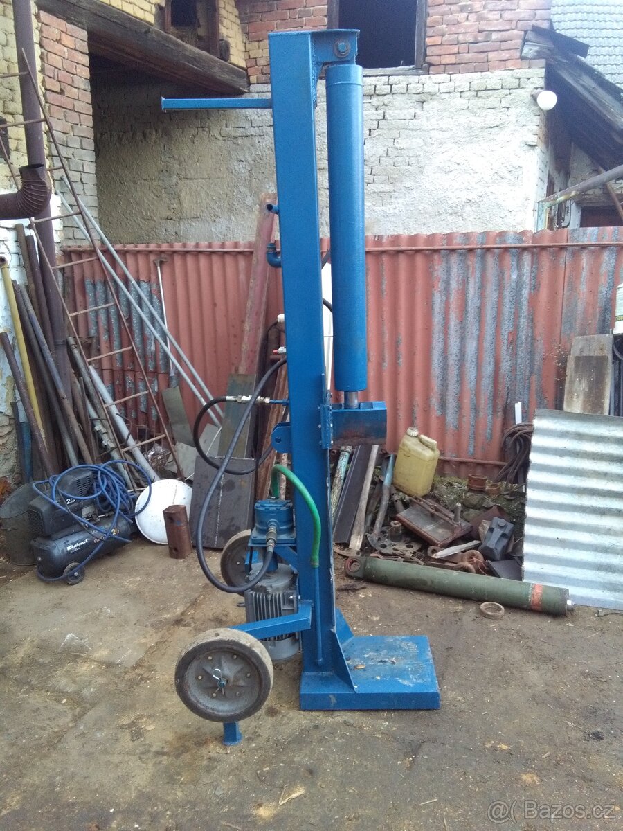 Hydraulická štípačka