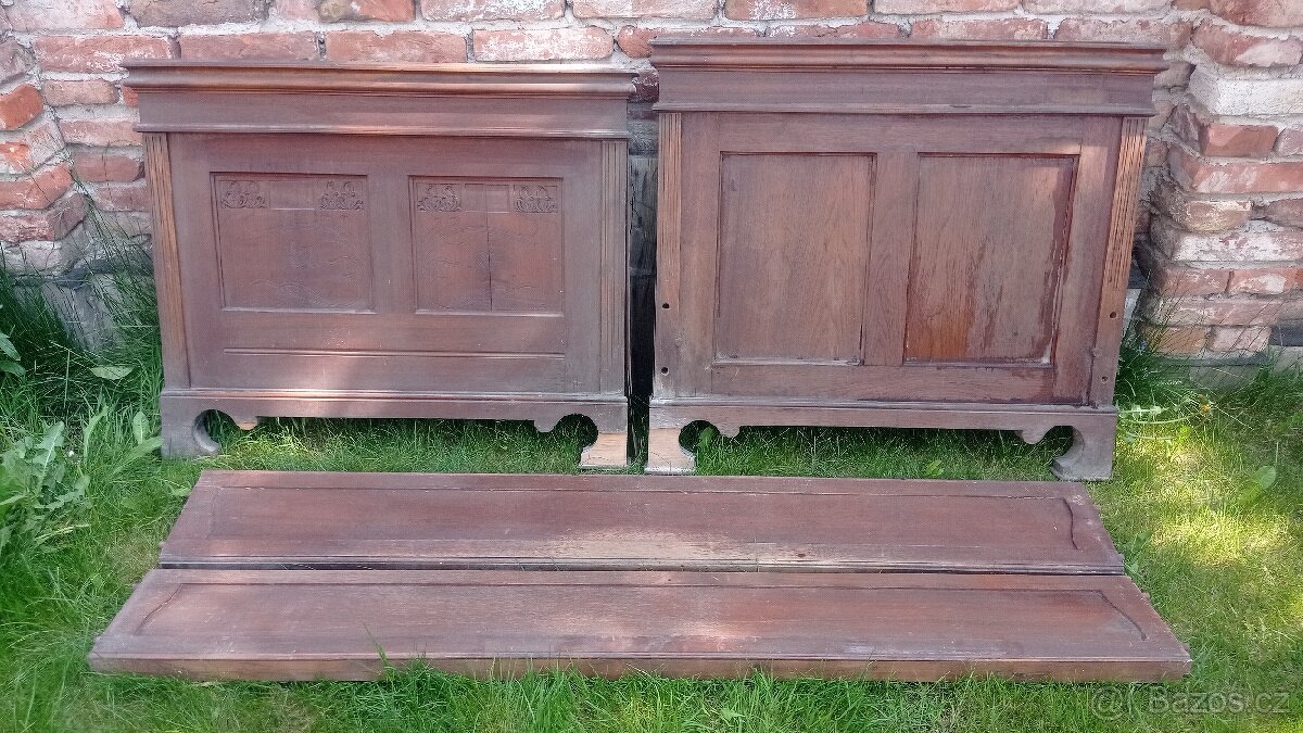 Starožitný nábytek