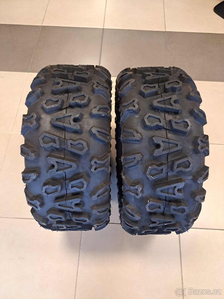 Nové pneu Abuzz 26 x 9 x 14