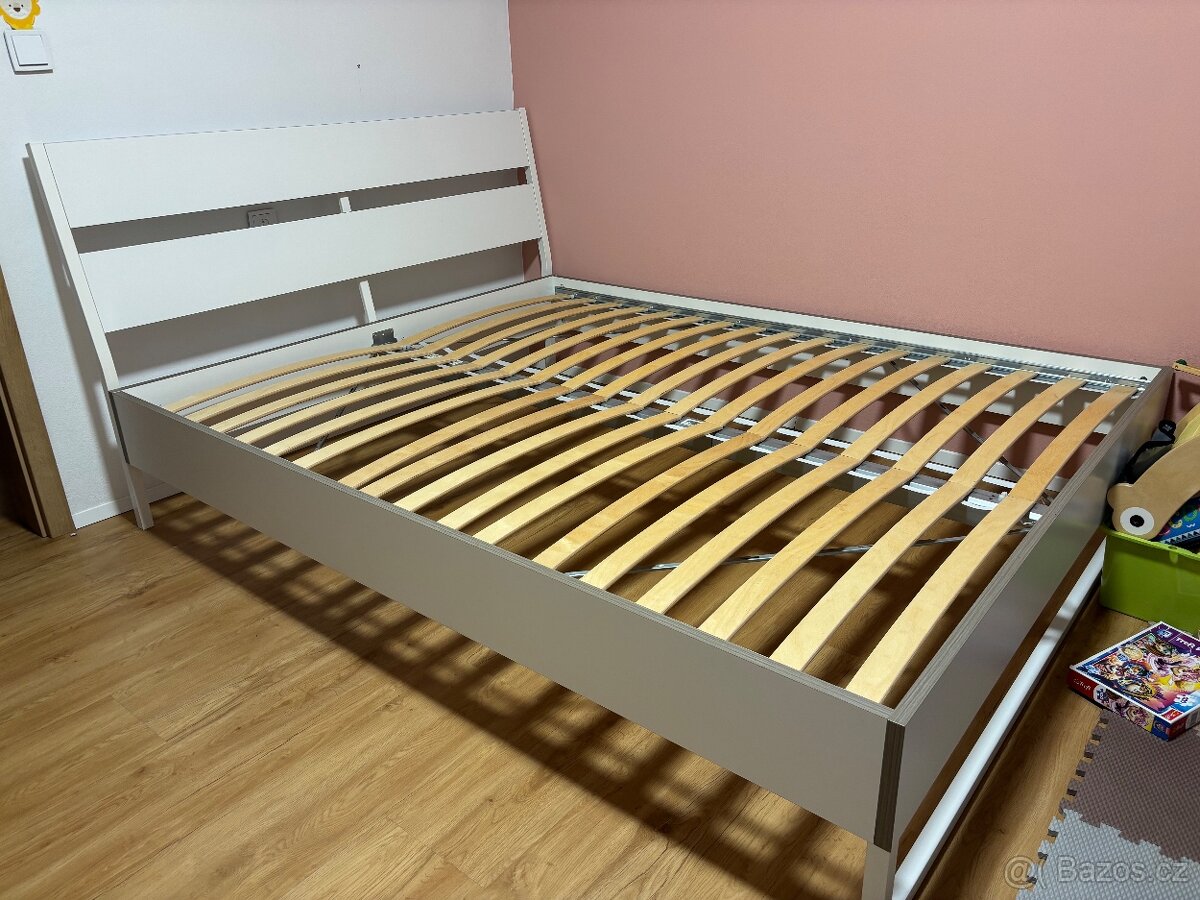 Rám postele Trysil + rošty