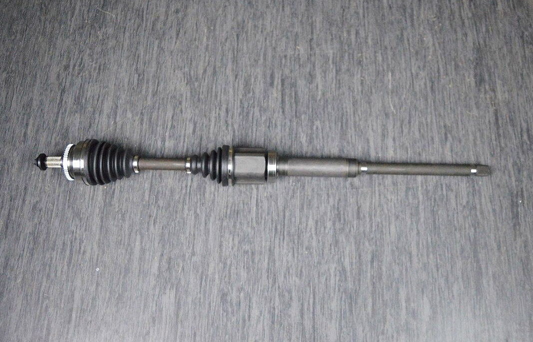 Nova poloosa Volvo XC70 / V70 XC Cross Country