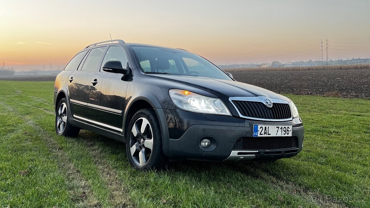 Škoda Octavia Scout 4x4 DSG Individual - původ ČR.