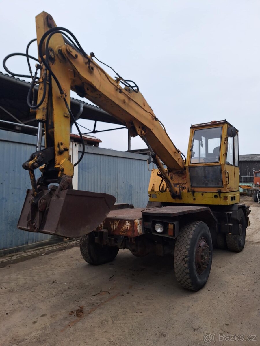 Prodám bagr DH 112.