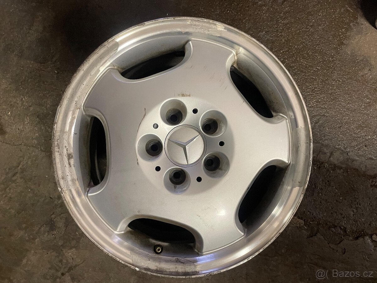 Alu kola Mercedes "17"