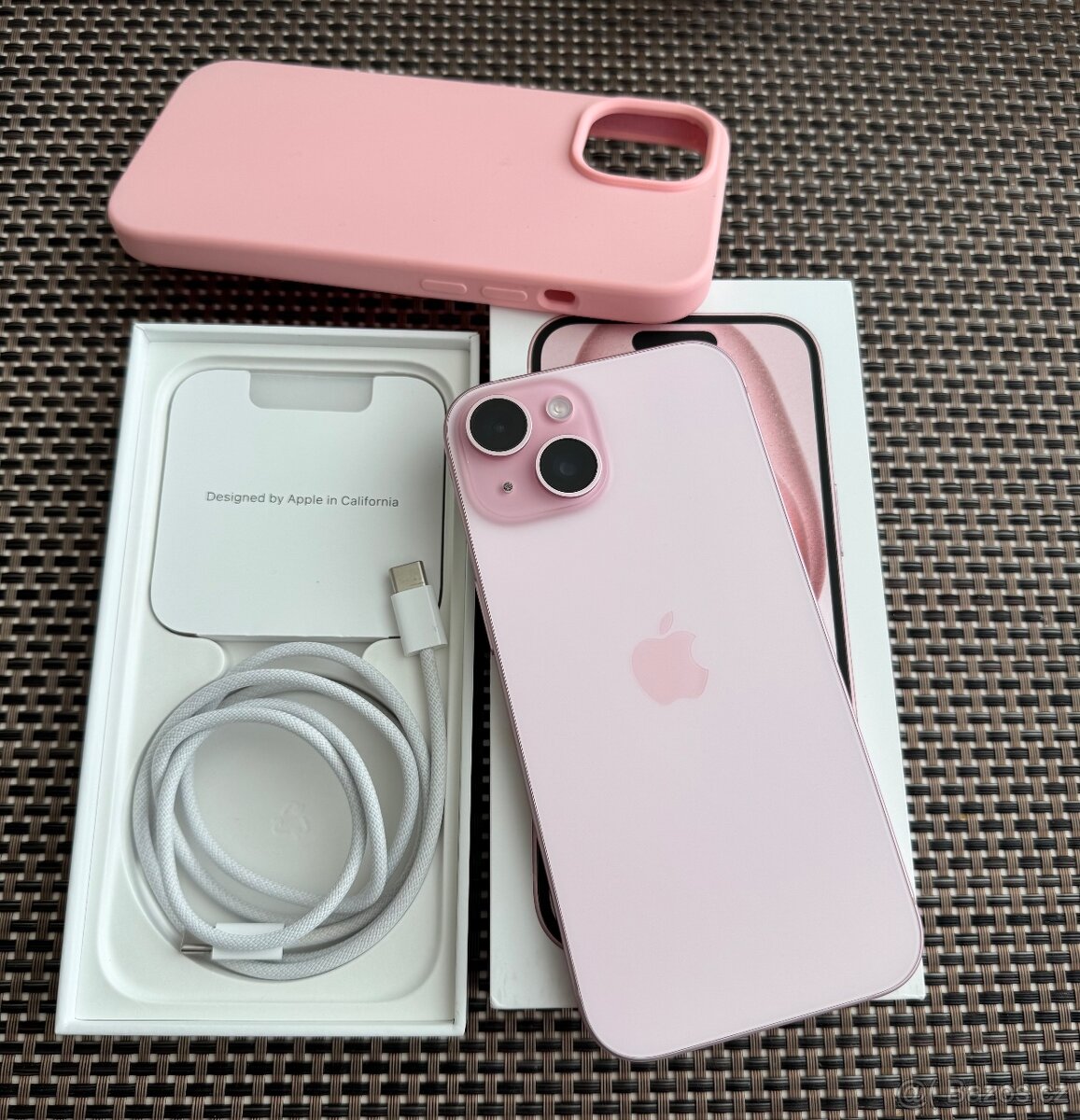 IPhone 15 128GB Pink