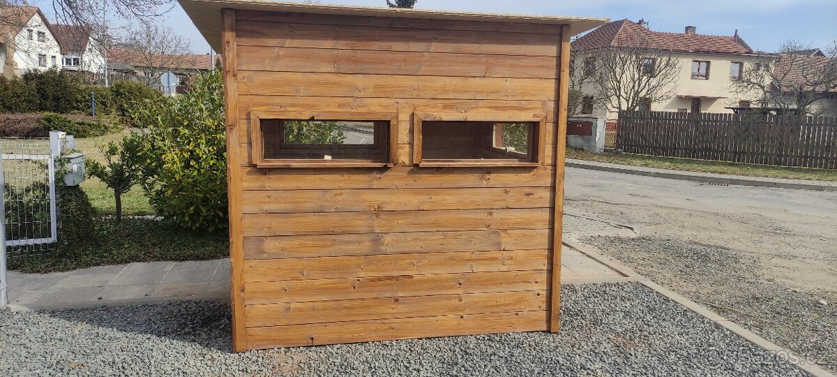 Kazatelny, sedačky,krmelcem a mnoho dalšího dalšího
