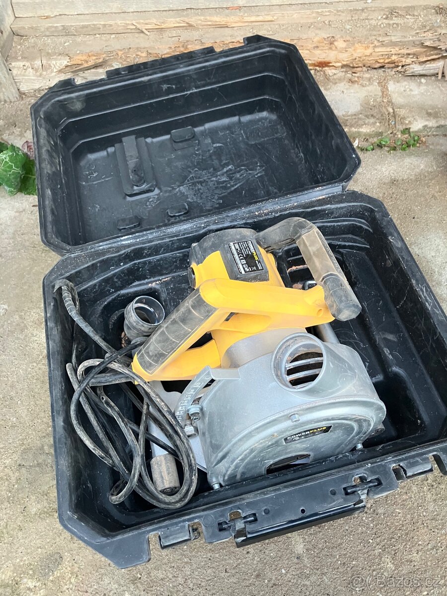 Drážkovací fréza POWERFIX 0650