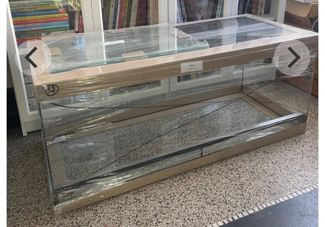 LTerarium 100x40x40 nové, vhodné pro agamy, želvy, hady.Všec
