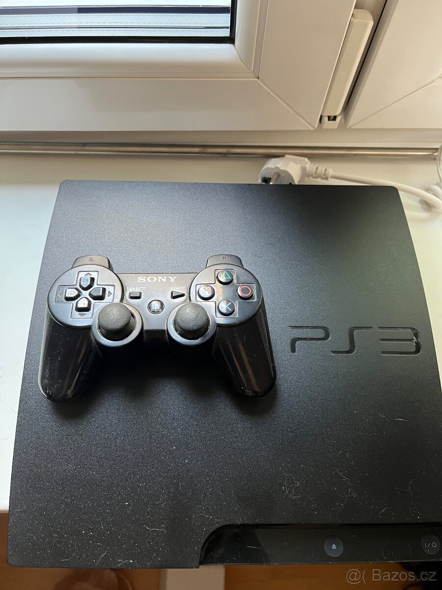 Ps3 slim konzole + hry