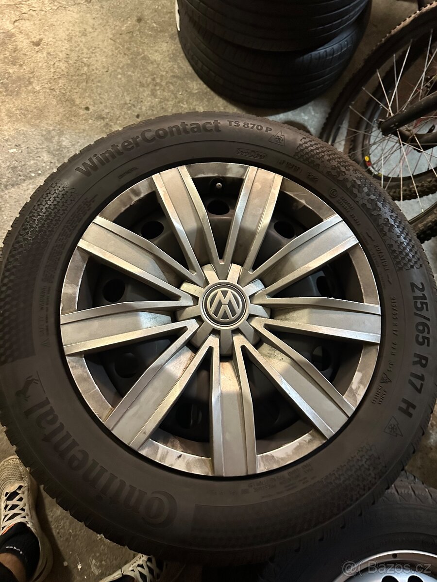 5x112 r17 215/65r17 zimní zánovní