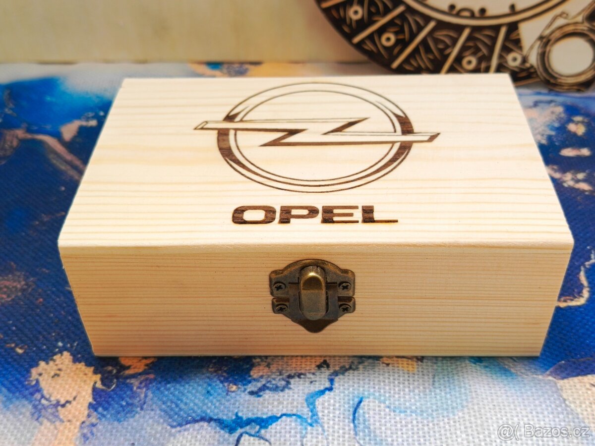 Dřevěná krabička Opel