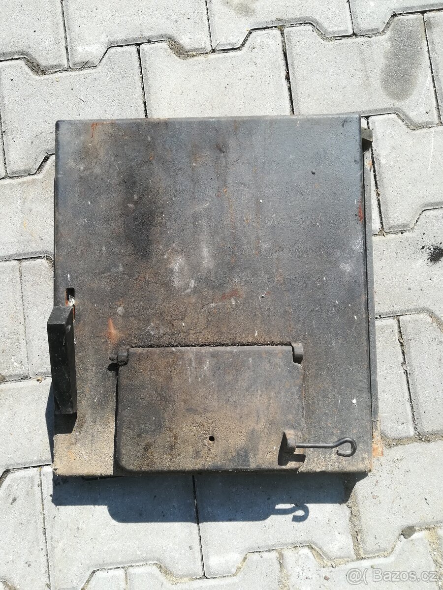 popelníkové dvírka Viadrus U22