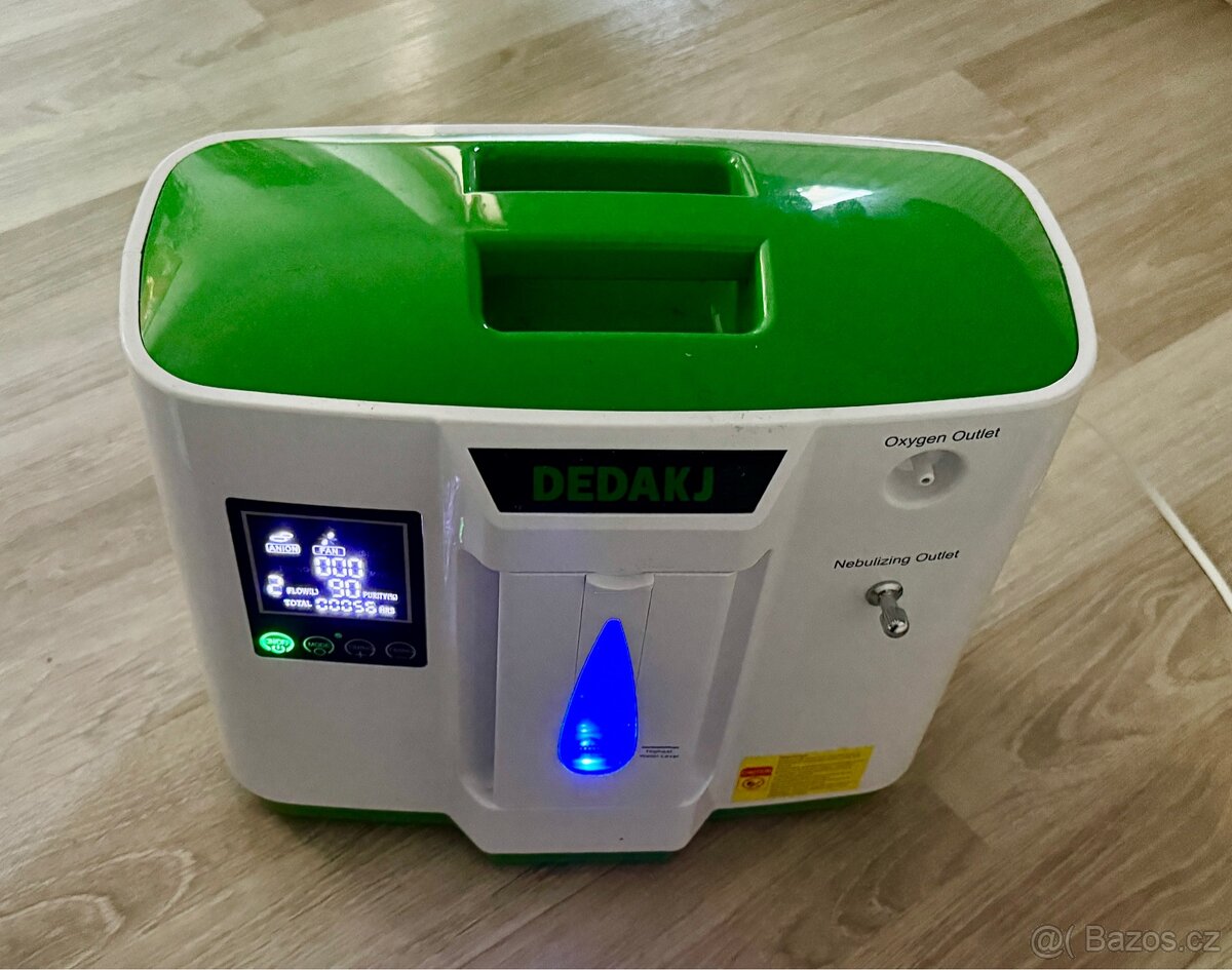 Kyslíkový koncentrátor Dedakj DE-2AW