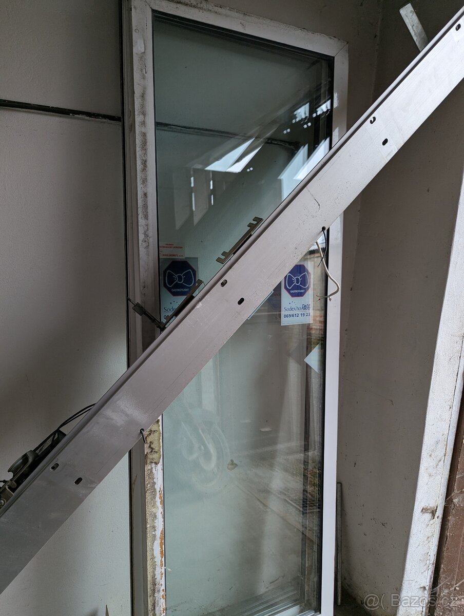 Šoupací dveře značky Spedos