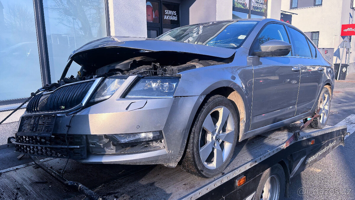 Vůz na díly Škoda Octavia 3 FL sedan 2018 CRMB SYV LF8H