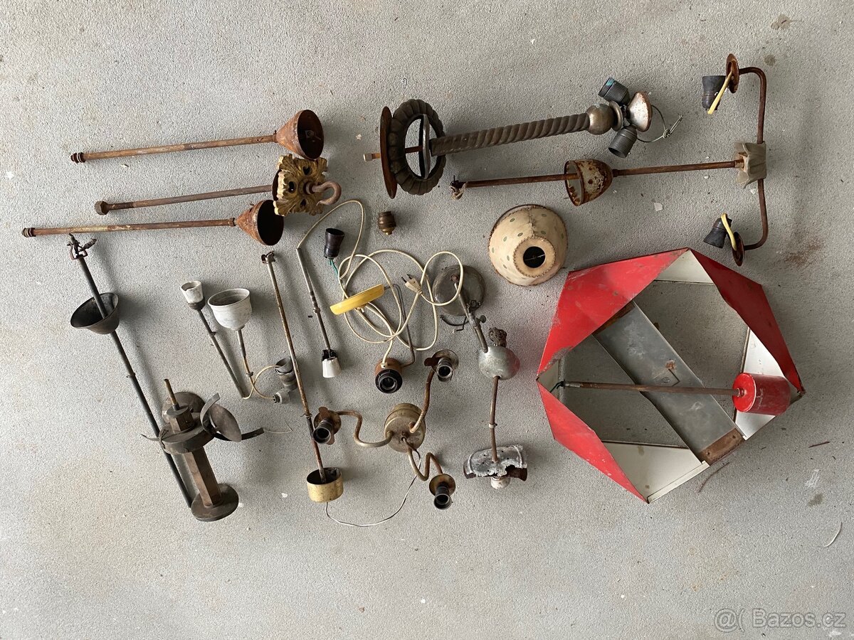 Starožitné lampy lustry torzo