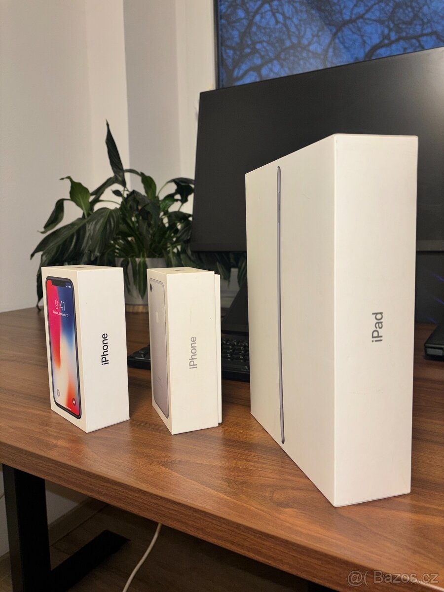 Krabičky od iPhone 7, iPhone X, iPad Air