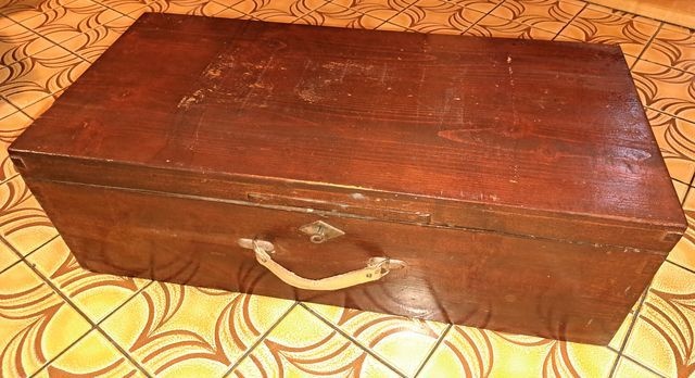 Truhla / dřevěná bedna