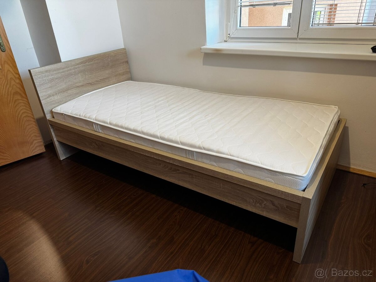 2x Postel 90x200 + rošty + matrace