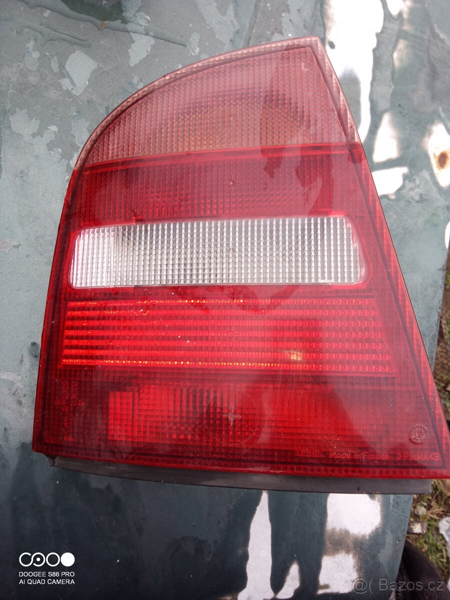 Škoda Octavia 1 levé zadní světlo