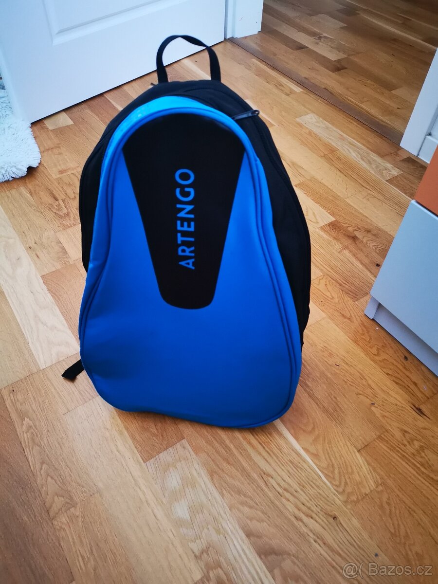Tenisový batoh