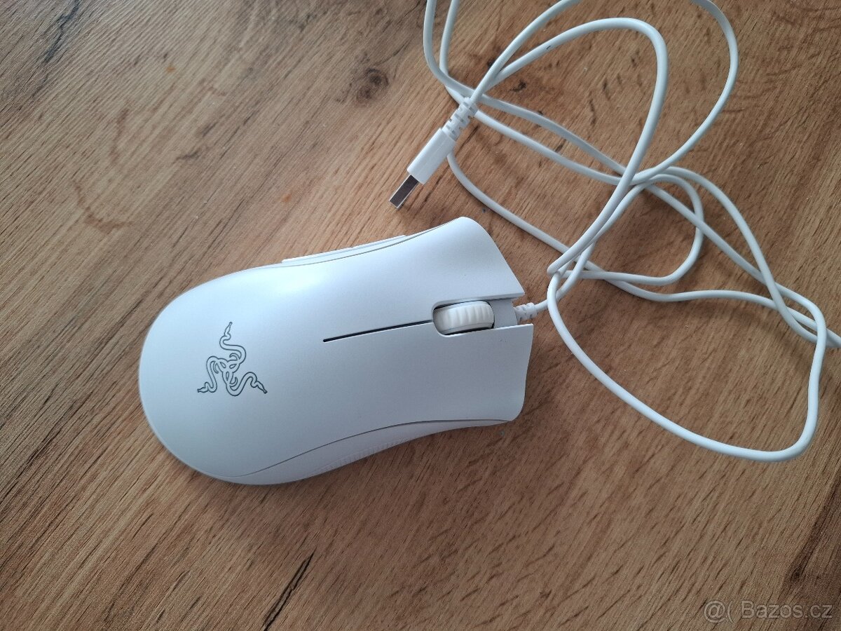 Myš Razer DeathAdder Essential 2021 (RZ01-03850200-R3M1) bíl
