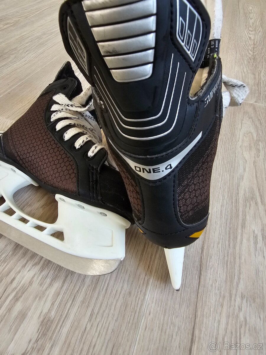 Bauer Supreme ONE.4 EU35