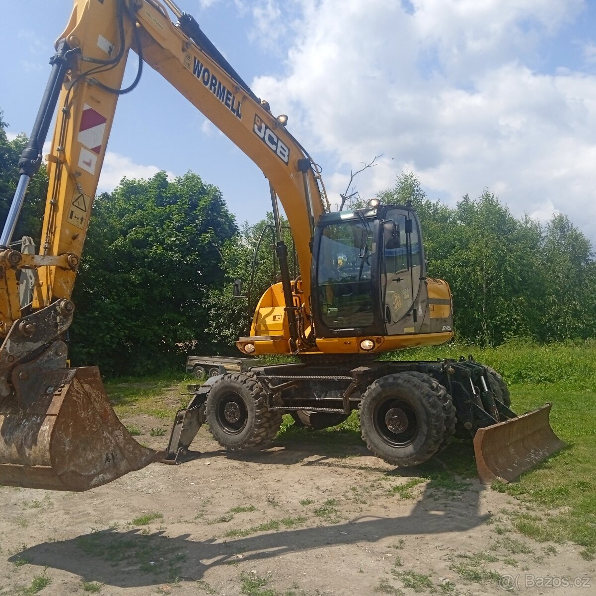 Kolový Bagr Jcb JS145W 15000kg