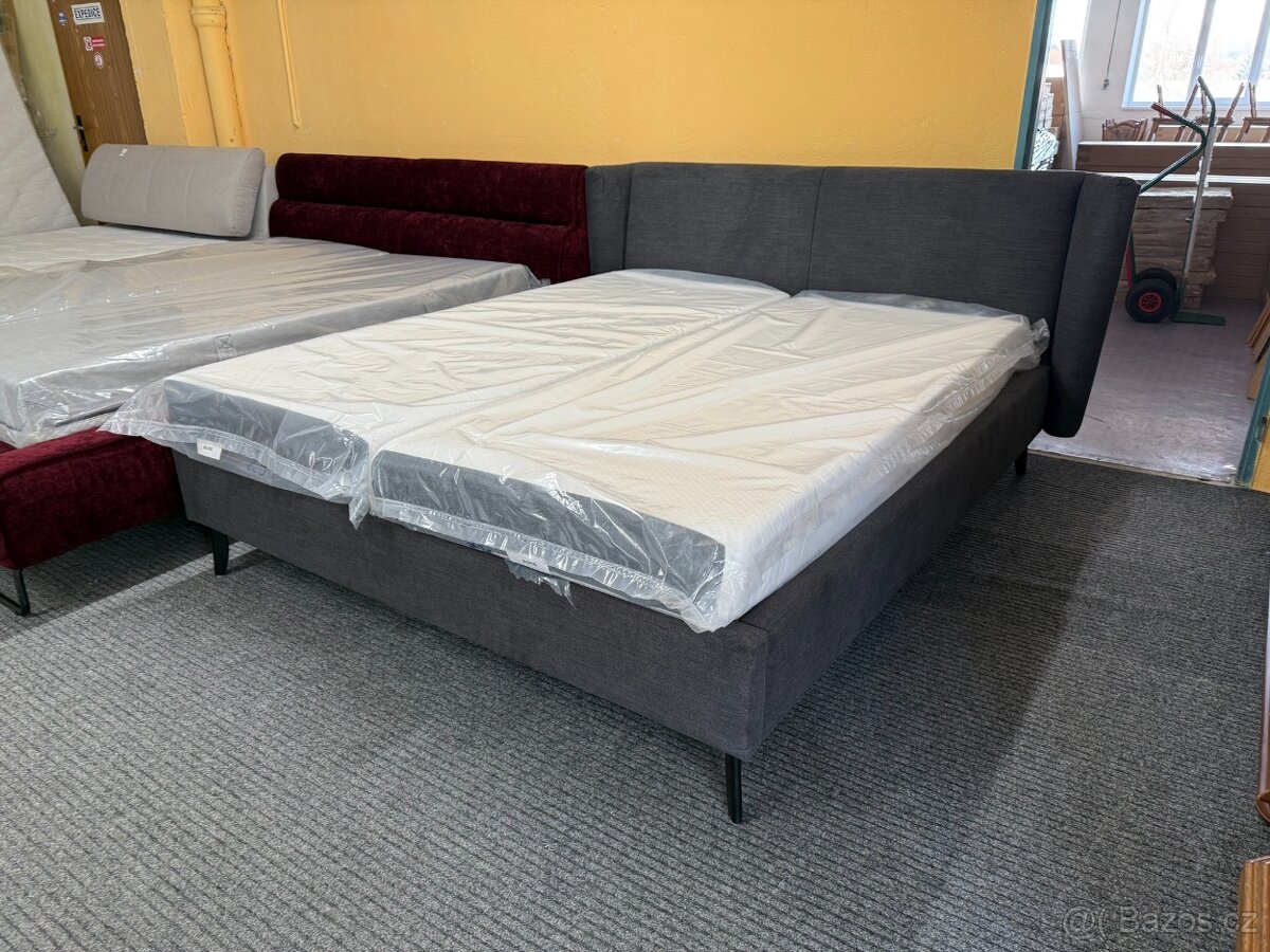 Manželská postel s úložným prostorem - NEPOUŽITÁ