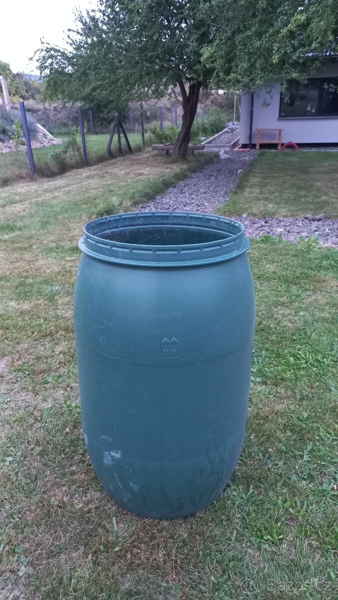 SUD 220l zahradní
