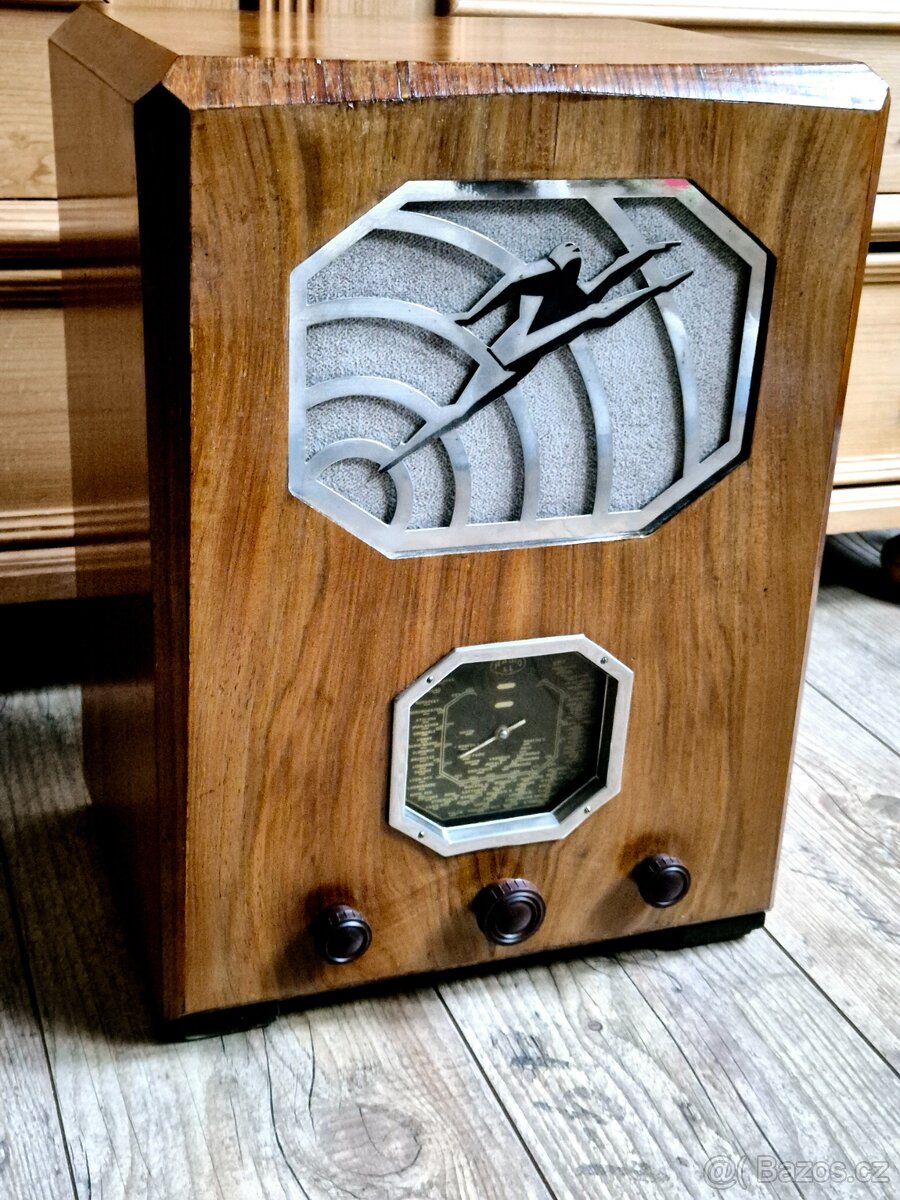 Starožitné rádio L.L.Lucien Levy,3688, rok 1935