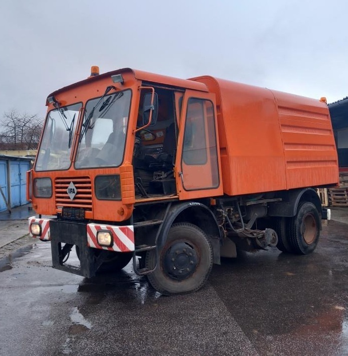7m3 zameták 7/12t IFA KM2301 komunál