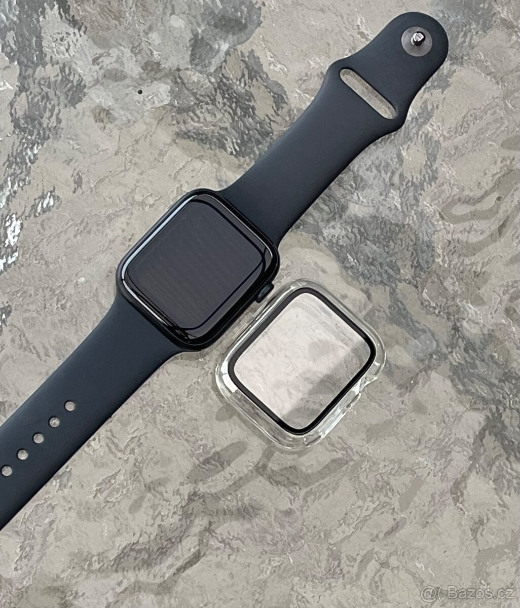 Apple Watch SE (2022) 44mm Cellular černé