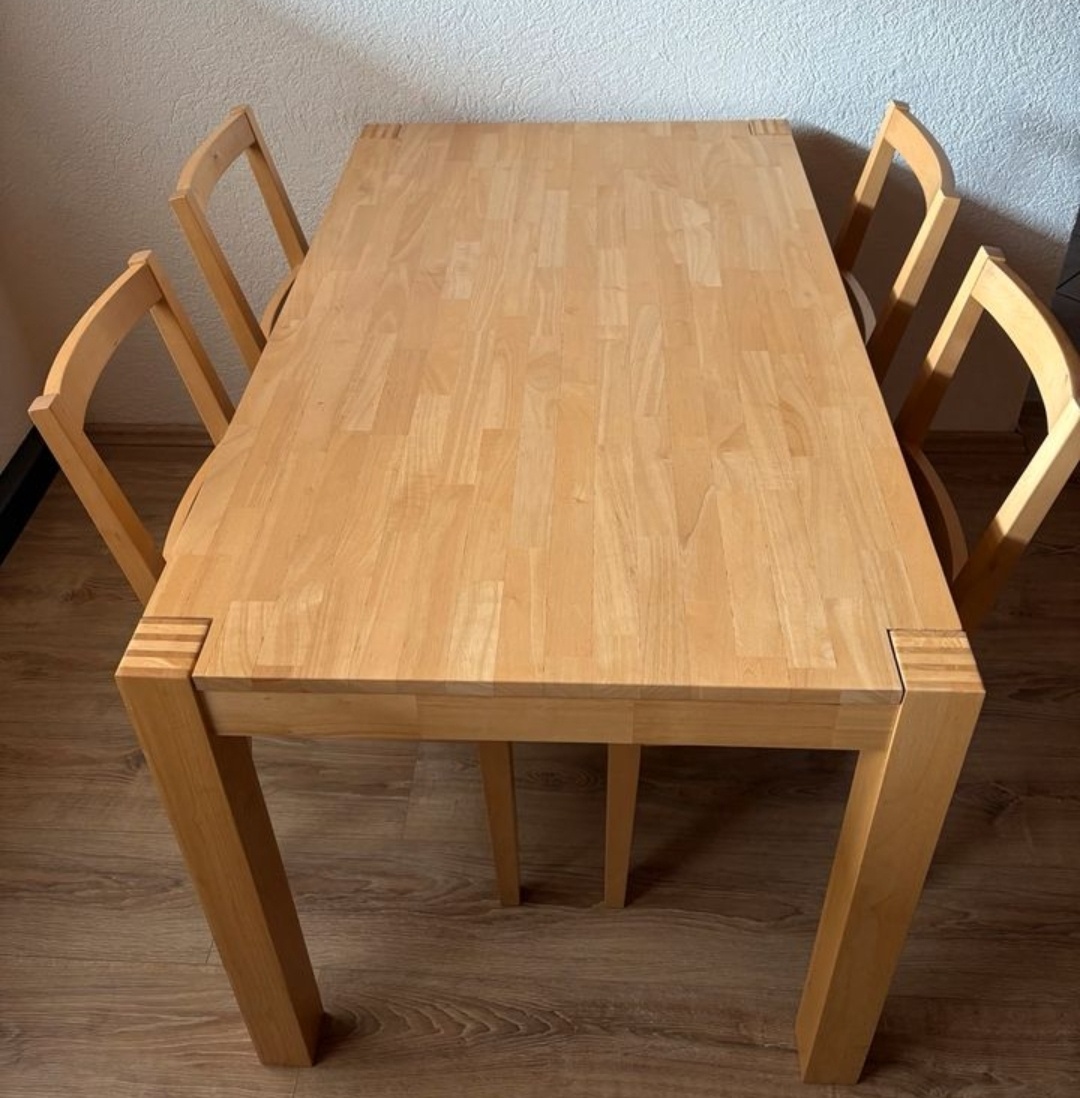 Stůl a židle