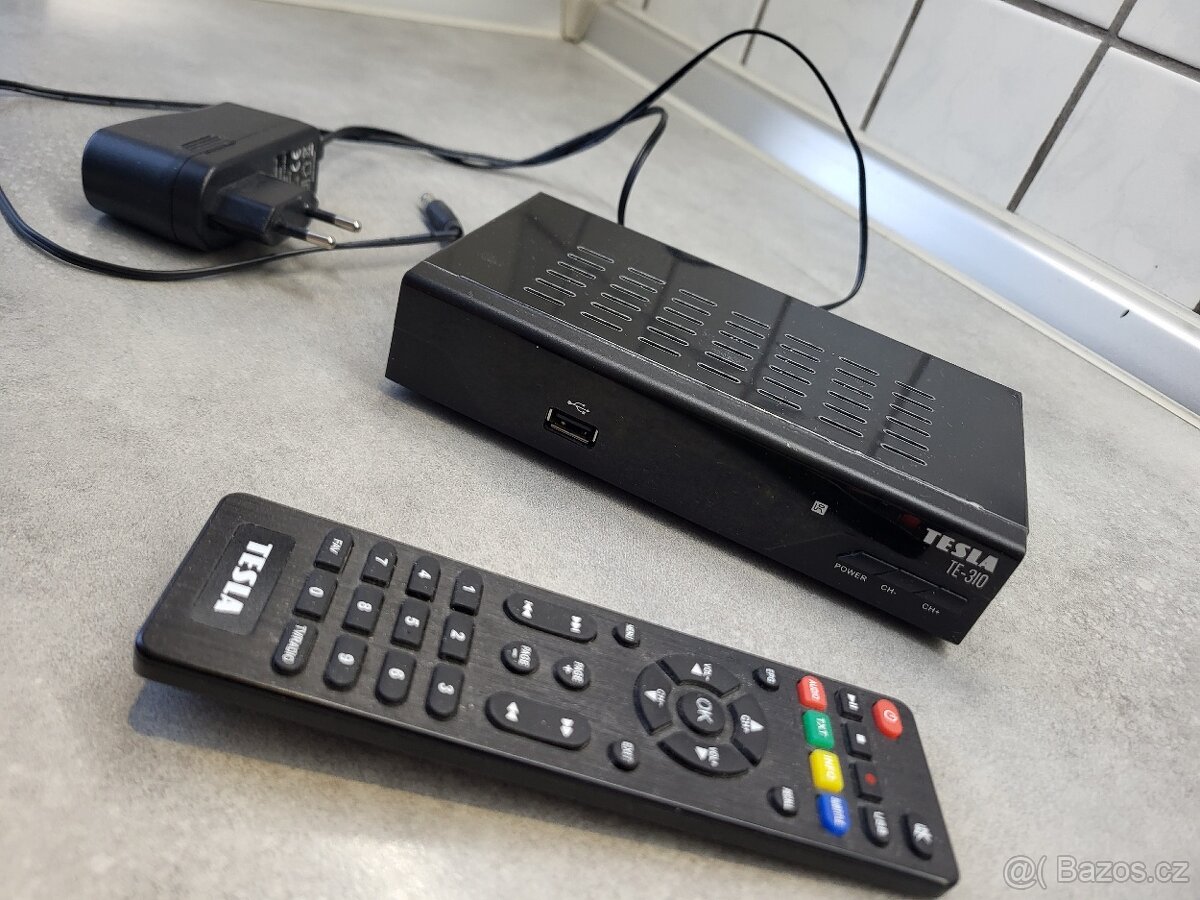 Set-top box Tesla TE-310 černý
