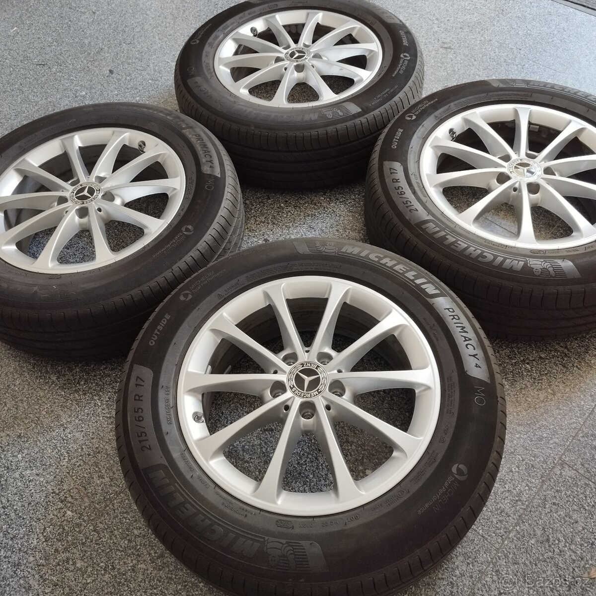 17" ALU MERCEDES-BENZ (GLA) + PNEU