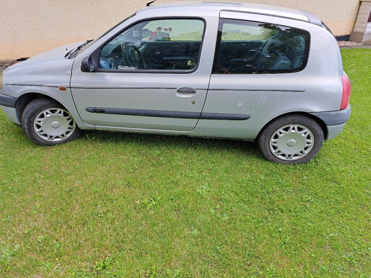renault clio 1999 1.2 i