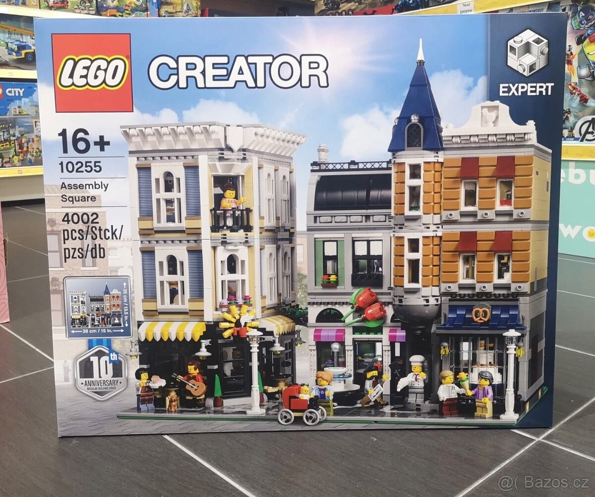 Lego Creator Expert 10255 Shromáždění na náměstí