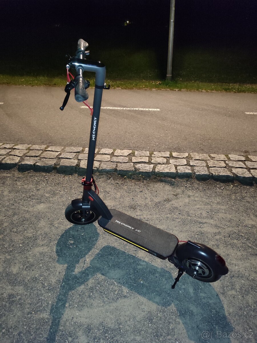 Elektrokoloběžka MS Energy E10 dark - Elektrická koloběžka
