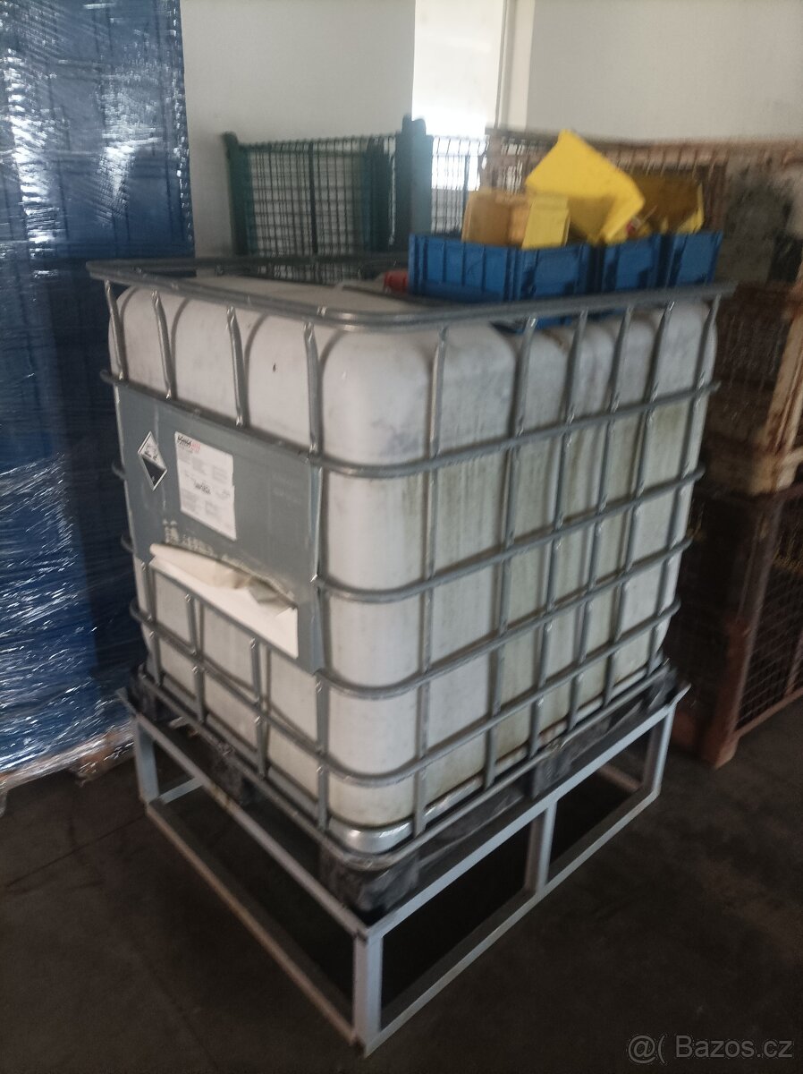 Ibc 1000l se stojanem
