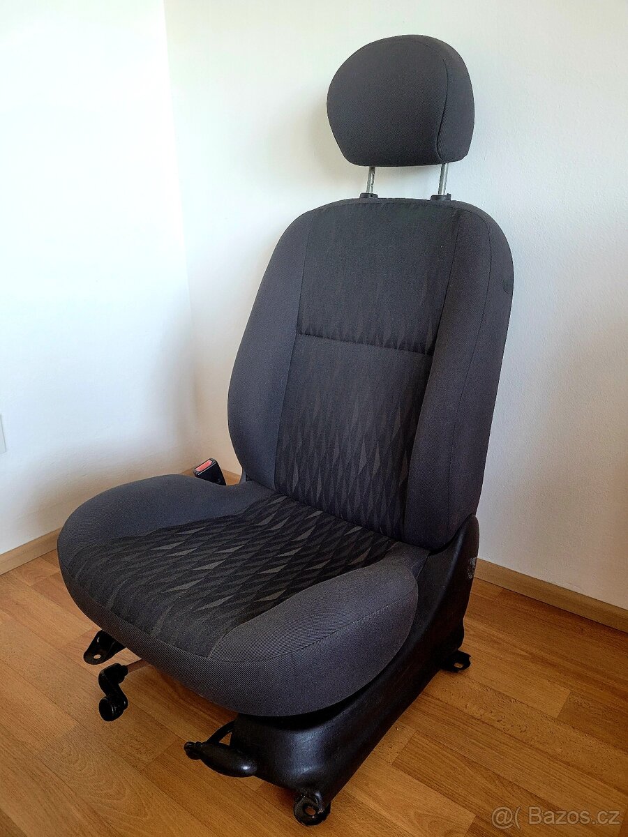 Sedadlo řidiče Ford Focus 2