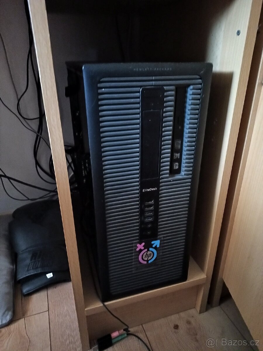 Herní počítač HP