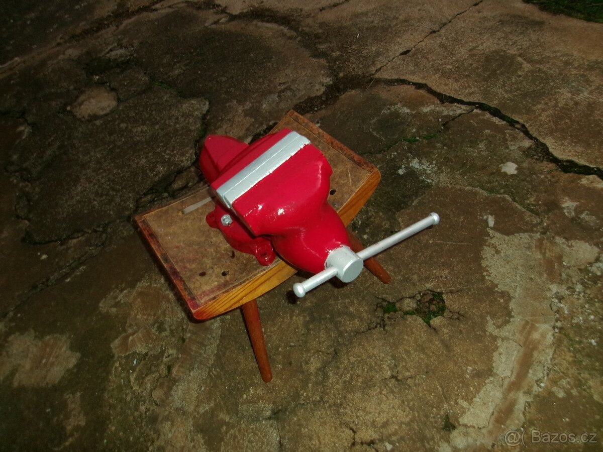 svěrák york 150